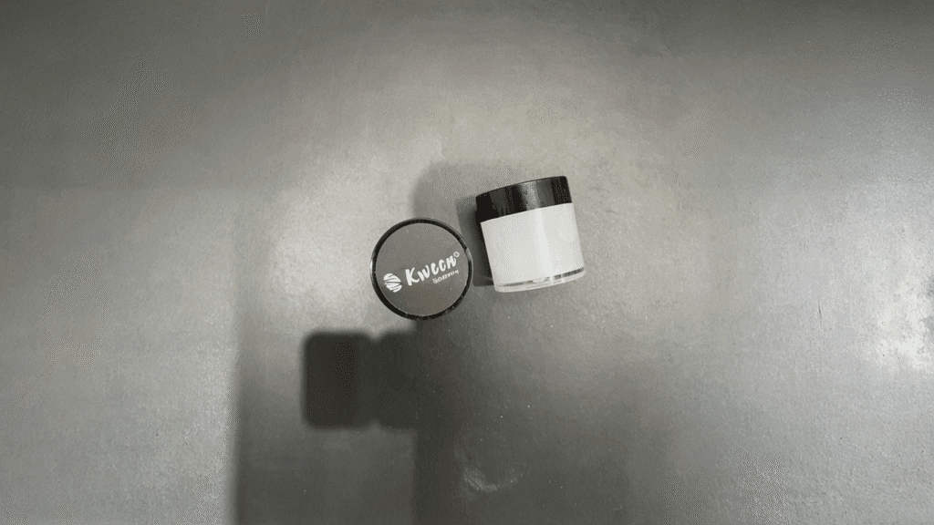 dip powder nails vs gel nails